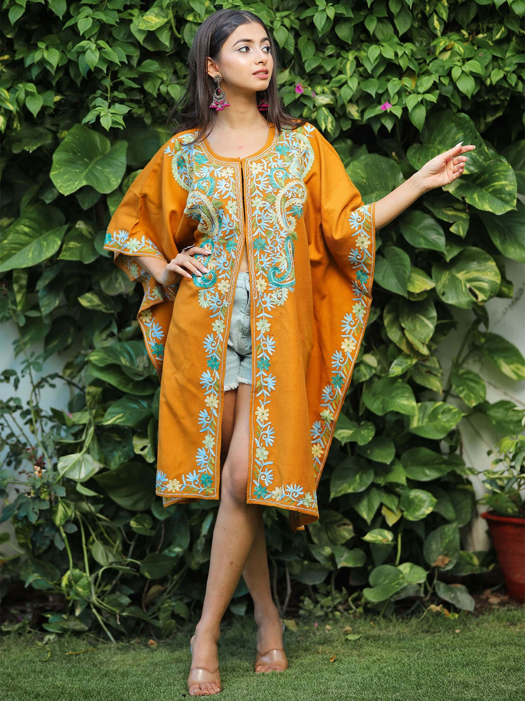 Buy CHINAAR Women's Pure Wool Kashmiri Pheran Full Sleeves Winter Wear  Kurti, Grey at Amazon.in