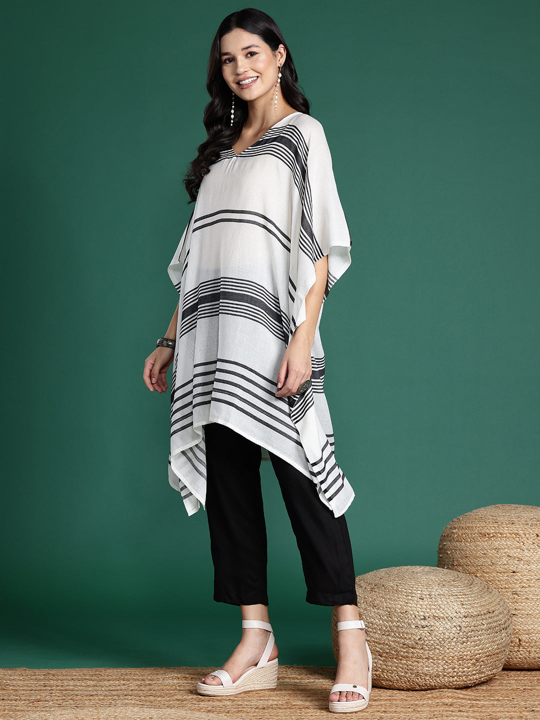 Striped Flared Sleeves Jacquard Kaftan Kurta