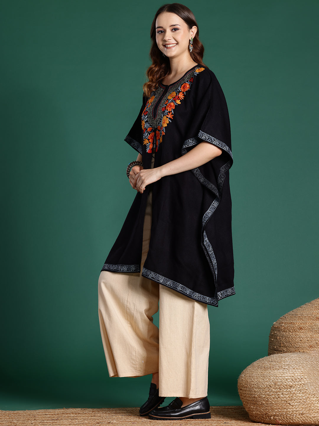 Women Black Floral Aari Embroidered Zari Thread Work Kashmiri Pheran