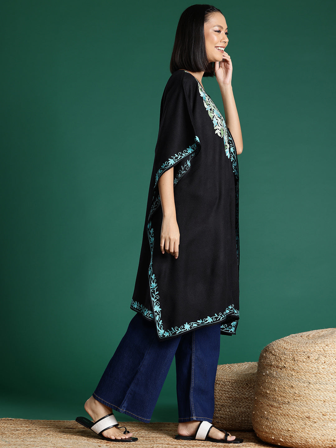 Freesize kaftan pheran with Kashmiri floral embroidery