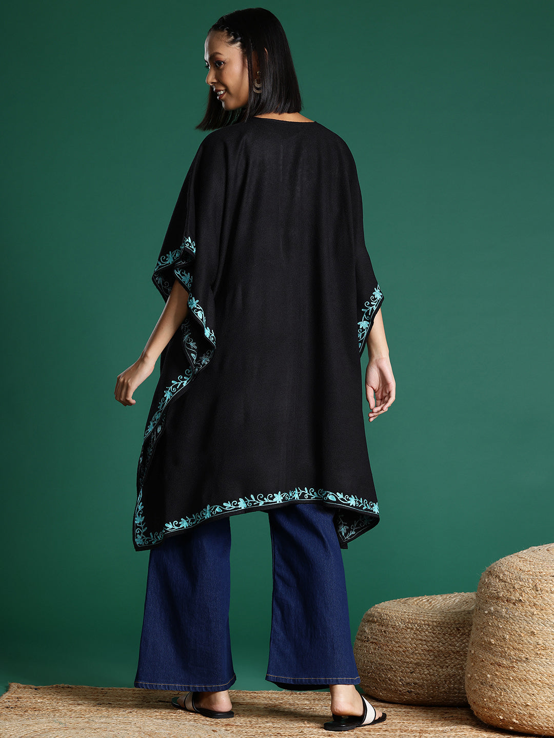 Freesize kaftan pheran with Kashmiri floral embroidery