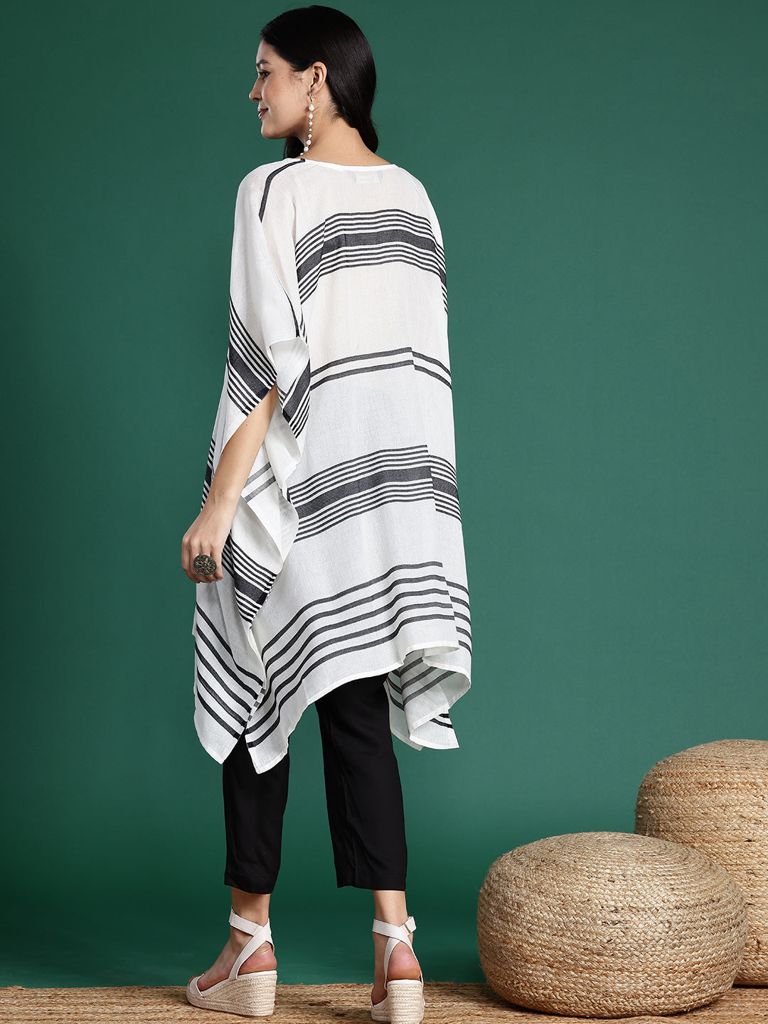 Striped Flared Sleeves Jacquard Kaftan Kurta