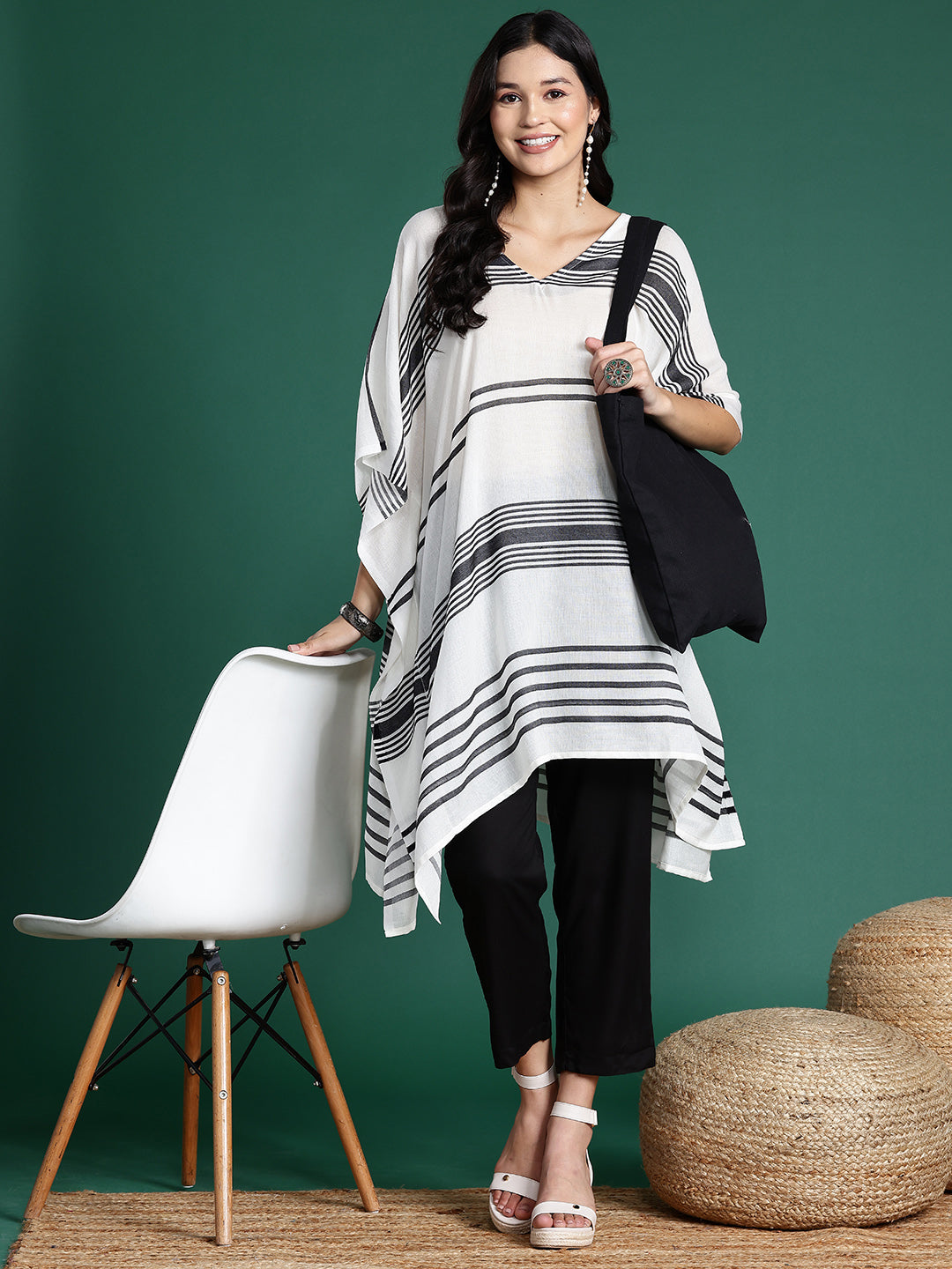 Striped Flared Sleeves Jacquard Kaftan Kurta