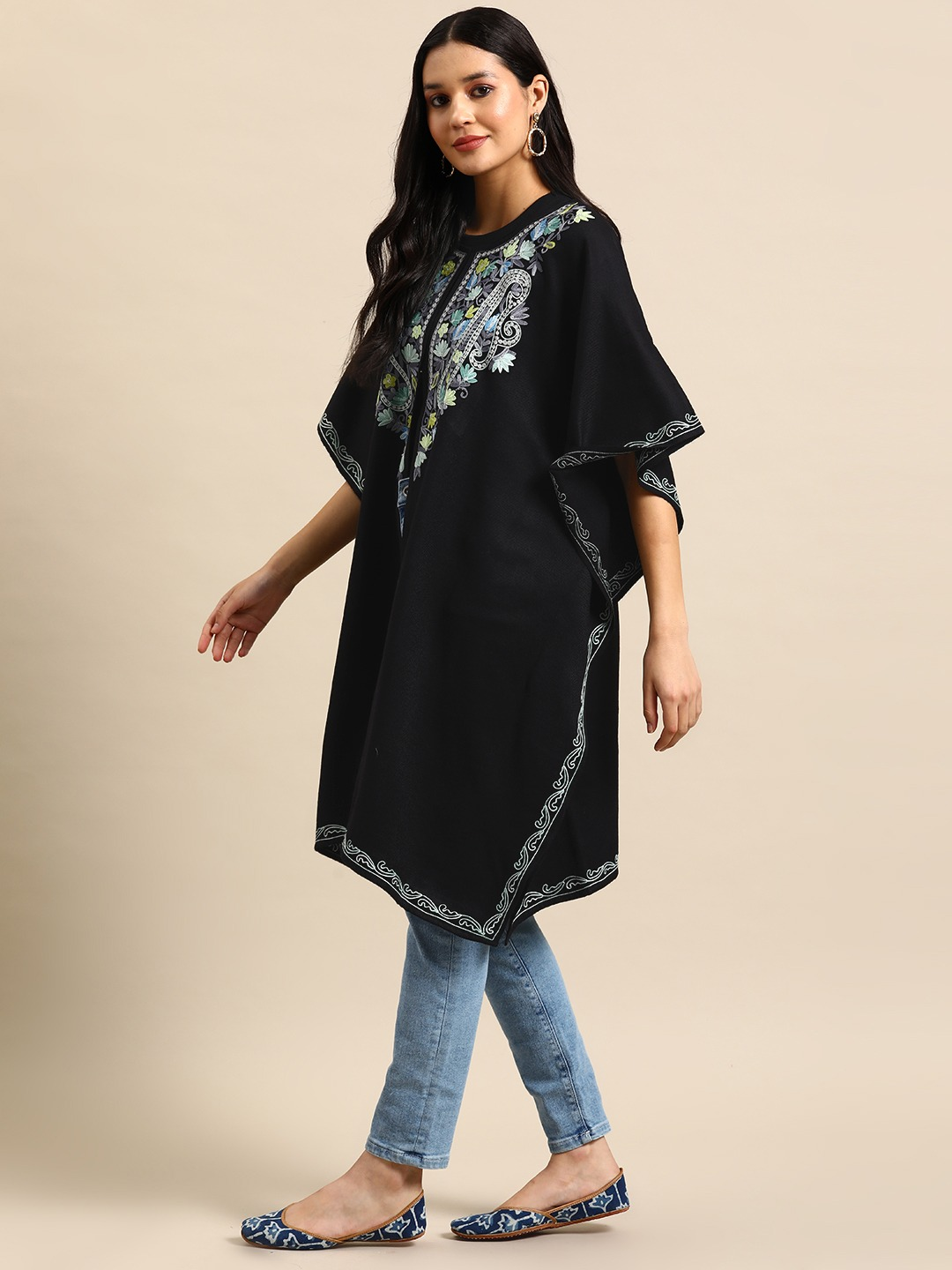 Women Floral Embroidered Flared Sleeves Thread Work Acrylic Fusion Pheran