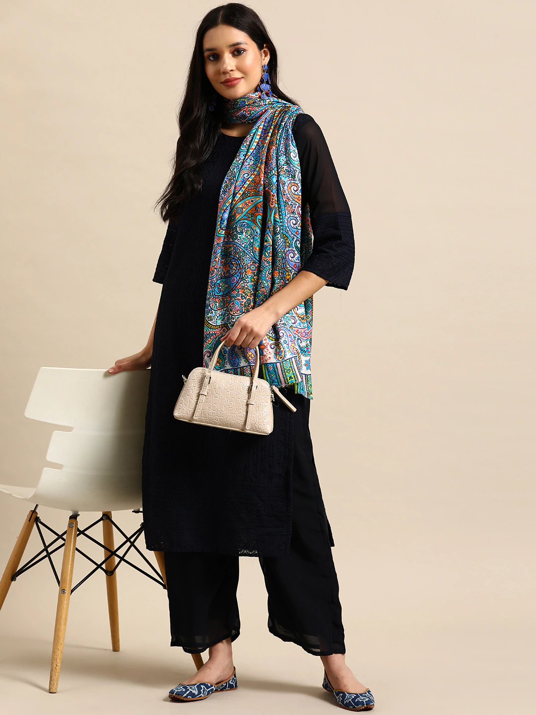 Women Paisley Printed Stole