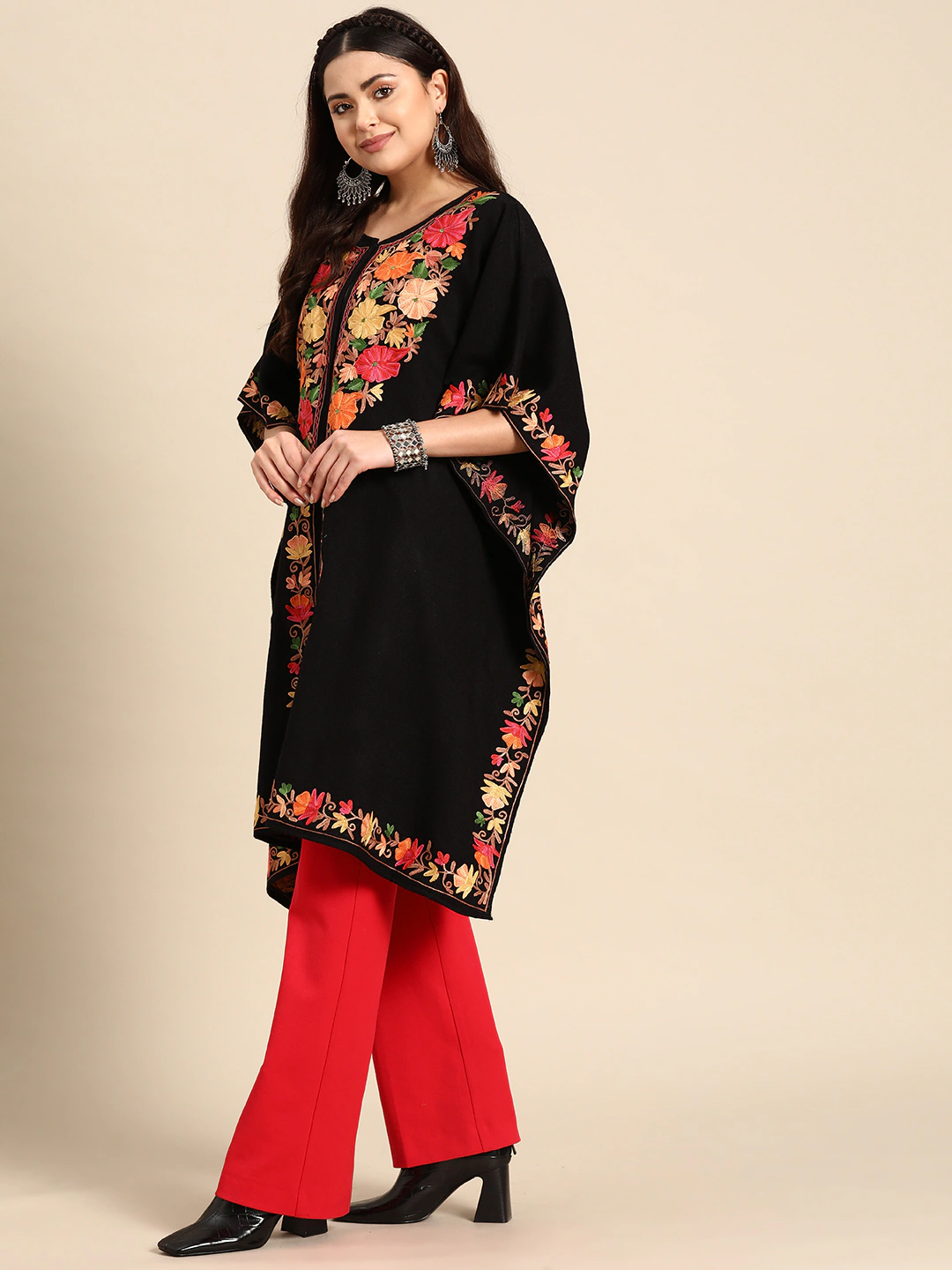 Women Black Floral Aari Embroidered Flared Sleeves Kashmiri Pheran