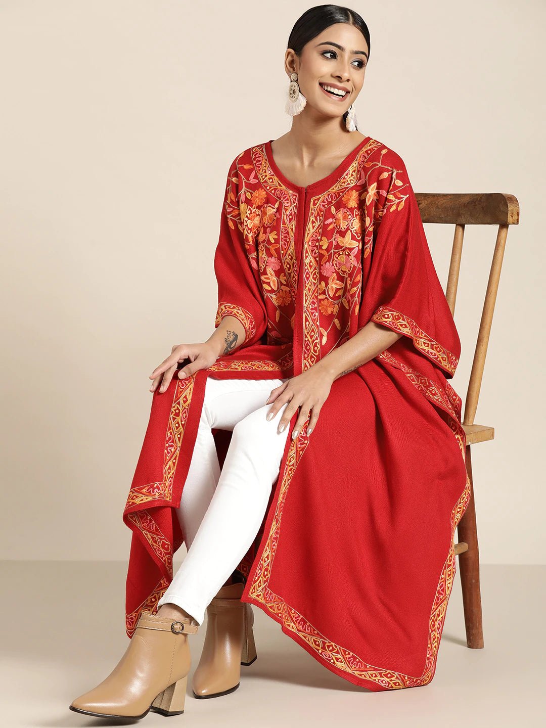 Women Red Floral Aari Embroidered Kashmiri Pheran